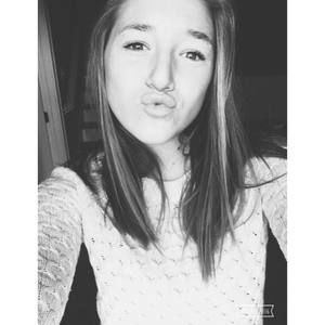 Meet your Posher, Izzy